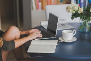Bildhaft schreiben im B2B: Wie aus trockenen Fakten Bilder im Kopf werden